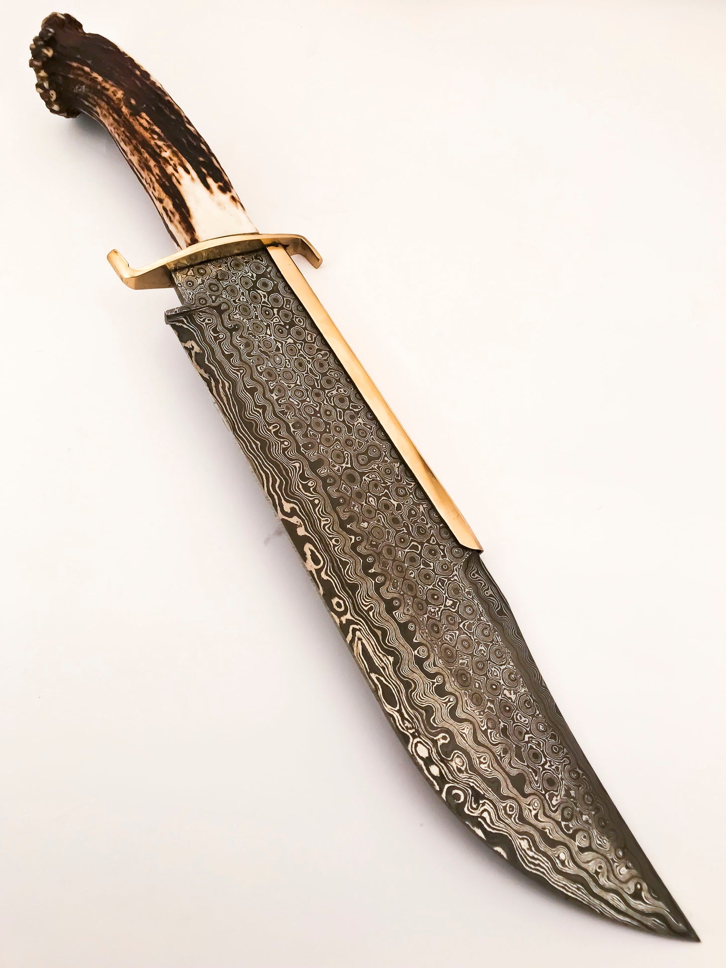 Damascus Steel Bowie knife with Stag Horn handle